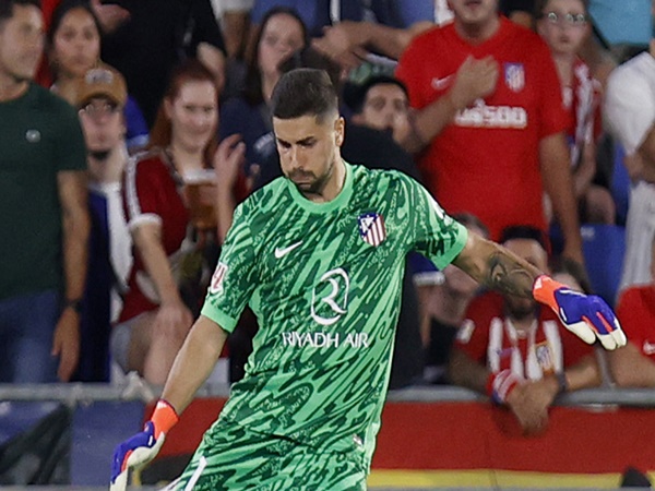 Atletico Madrid pinjamkan Moldovan ke Real Oviedo