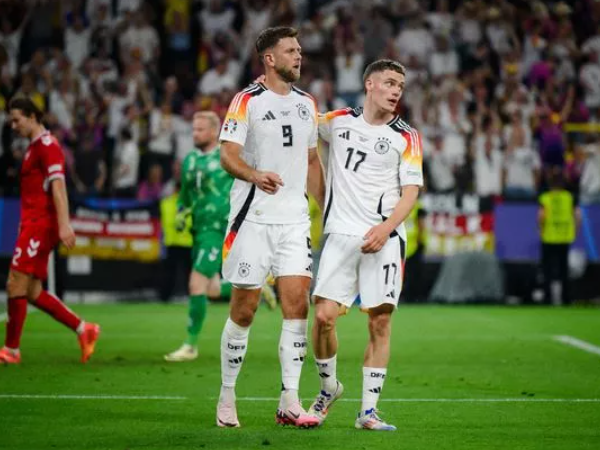 Niclas Fullkrug dan Florian Wirtz (Sumber: Getty Images)