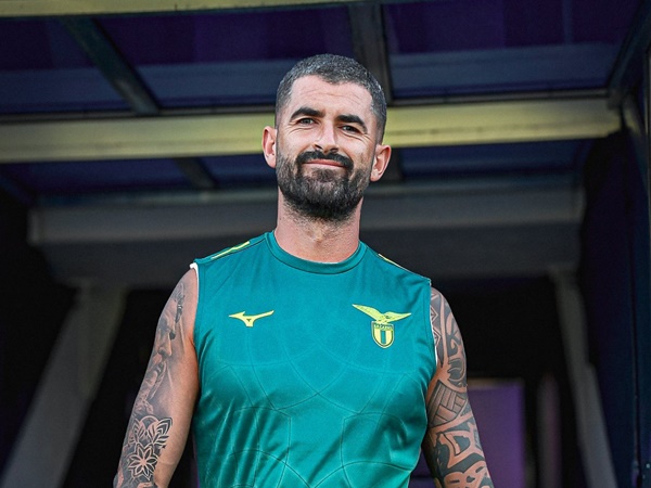 Defender Lazio