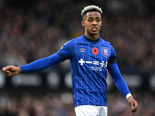Omari Hutchinson Bisa Jadi Pembelian Termahal Sepanjang Sejarah Brentford