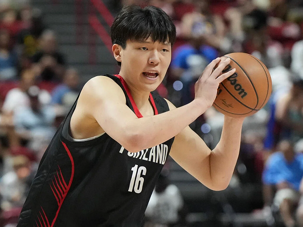 Yang Hansen percaya diri dengan duetnya bersama Damian Lillard di masa mendatang.