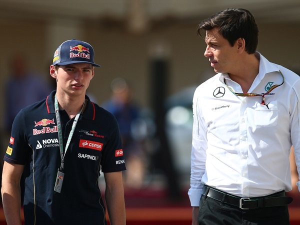 Toto Wolff tidak tutup kemungkinan untuk bajak Max Verstappen.