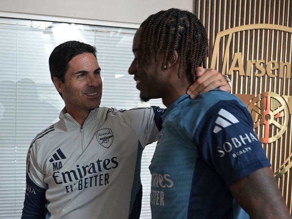 Mikel Arteta dan Noni Madueke