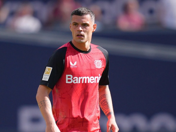 Granit Xhaka siap kembali ke Premier League. (Foto: Pau Barrena/Getty Images)