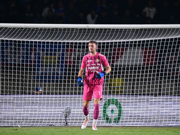 Kiper Persib, Adam Przybek