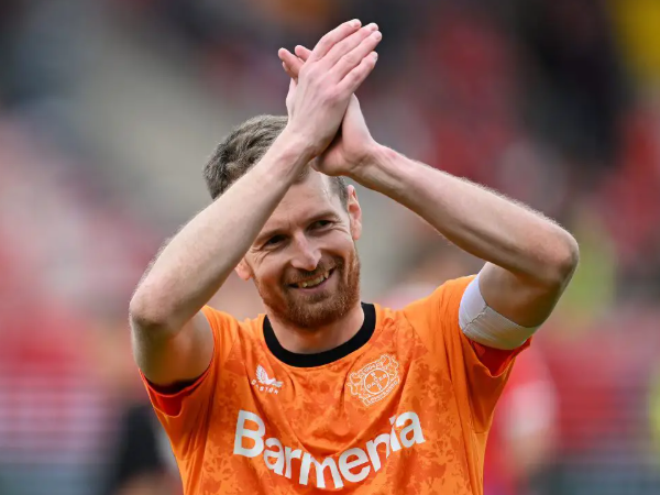 Lukas Hradecky