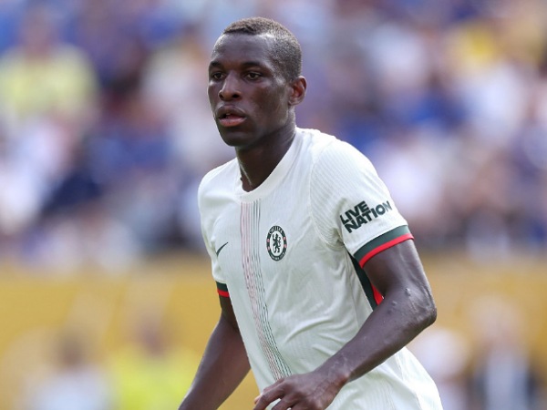 Nicolas Jackson dinilai bisa menggantikan Morgan Rogers di Aston Villa