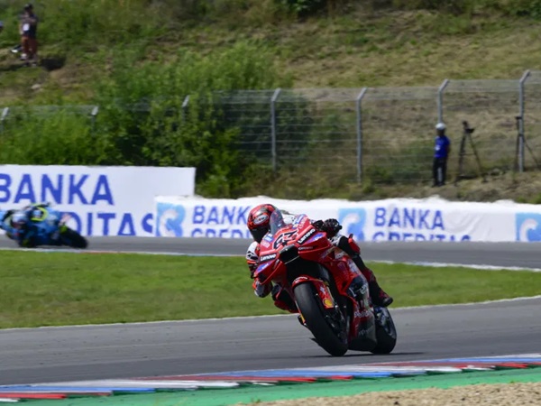 Francesco Bagnaia Mengalami Masalah Kelistrikan di MotoGP Ceko