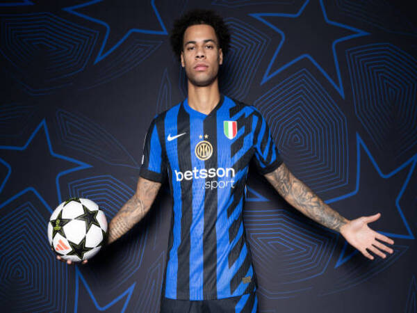 Inter Milan setuju untuk melepas Tajon Buchanan secara permanen ke Villarreal pada bursa transfer musim panas kali ini / via Getty Images