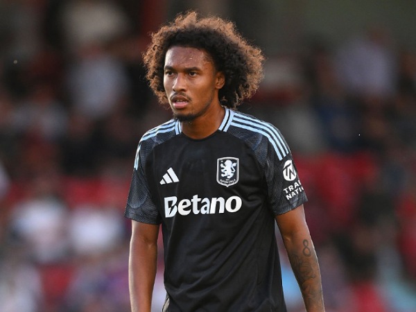 Gelandang Aston Villa, Boubacar Kamara
