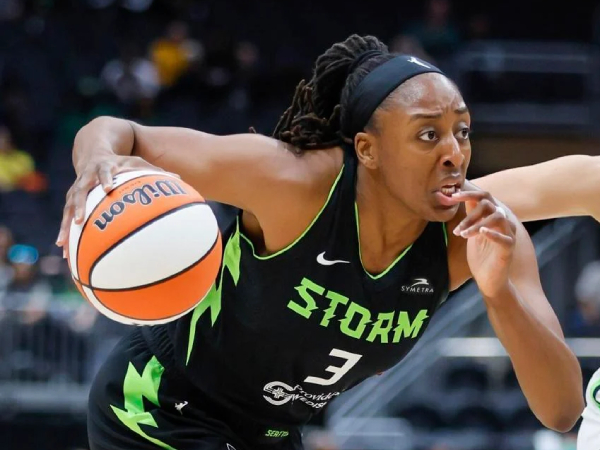 Nneka Ogwumike dari Seattle Storm. (Foto: AP)