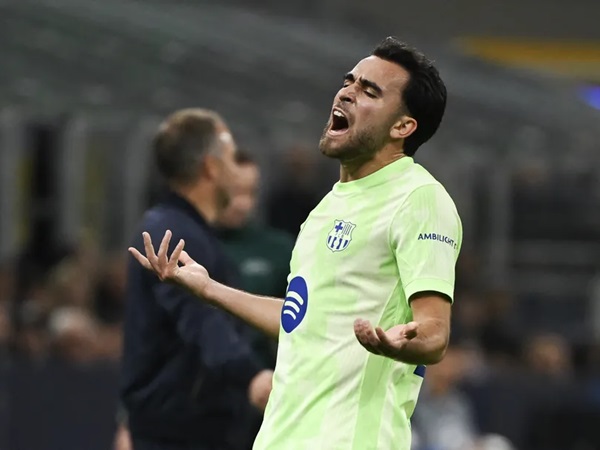 Barcelona Yakin Bisa Mempertahankan Eric Garcia