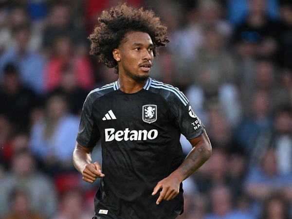 Gelandang Aston Villa, Boubacar Kamara