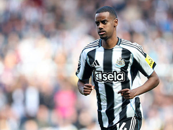 Jika Rekrut Isak, Liverpool Jadi Klub Terboros di Satu Jendela Transfer