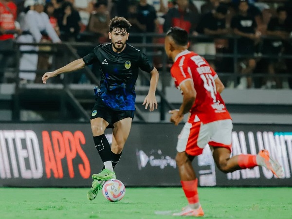 Skuat Bali United merayakan gol ke gawang PSIM Jogja