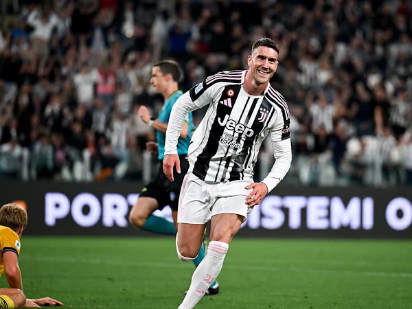 Dusan Vlahovic diinginkan Massimiliano Allegri (Image: Juventus)