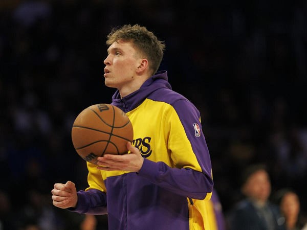 Los Angeles Lakers harus lebih bersabar dengan Dalton Knecht.