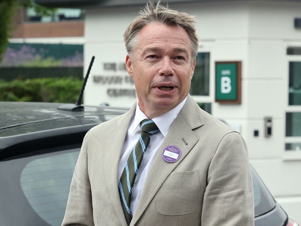 Mantan bek kiri Chelsea, Graeme Le Saux