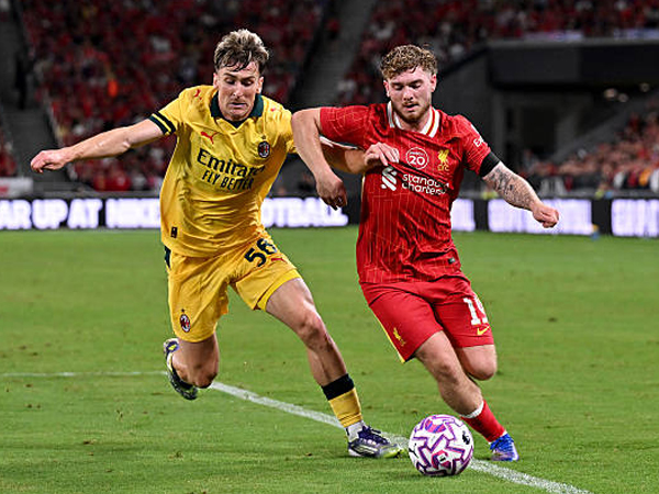 Harvey Elliott Incar Performa Puncak di Pramusim Liverpool
