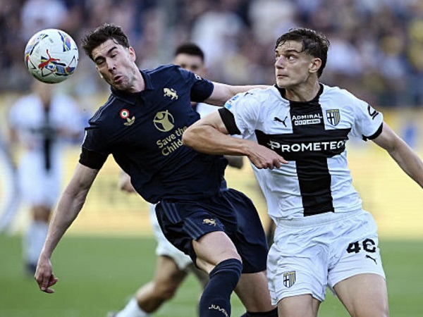 Giovanni Leoni kabarnya diminati Juventus (Image: Getty)