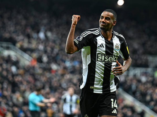 Setara Penyerang Top, Statistik Alexander Isak Tarik Perhatian Liverpool