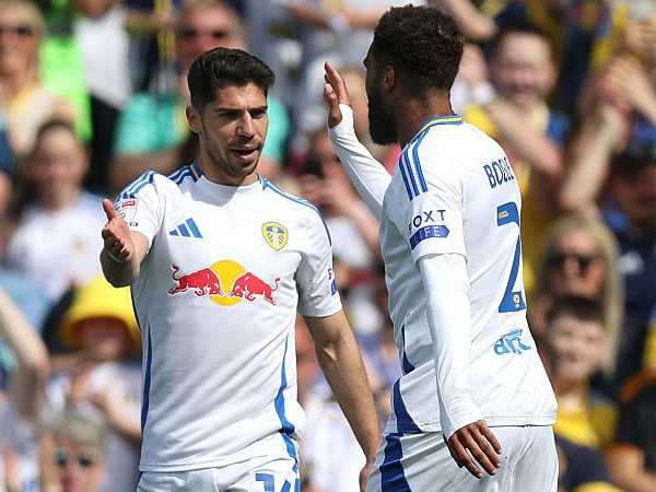 Pemain Leeds United.