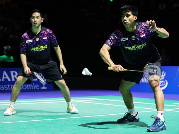 Sikat Malaysia 2 Game Langsung, Sabar/Reza Lolos 16 Besar Macau Open 2025