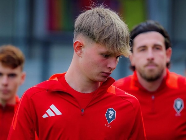 Liverpool menggagalkan transfer Will Wright ke Arsenal