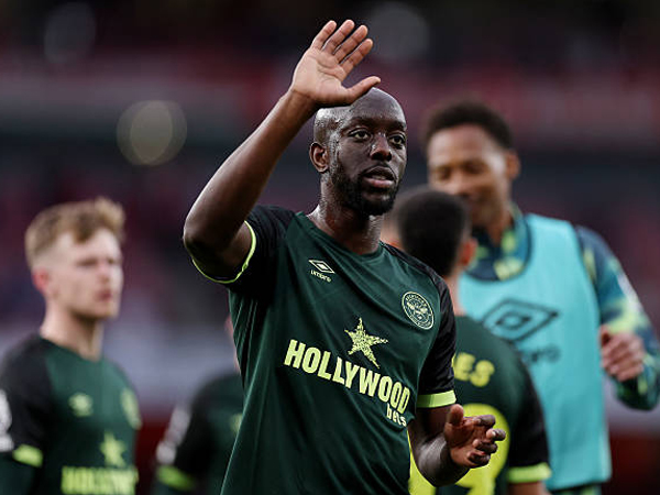 Pisahkan Diri dari Tim, Drama Yoane Wissa dan Brentford Terus Berlanjut