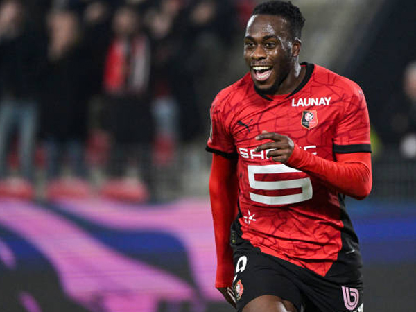 Tampil Tajam di Rennes, Arnaud Kalimuendo Masuk Radar AC Milan