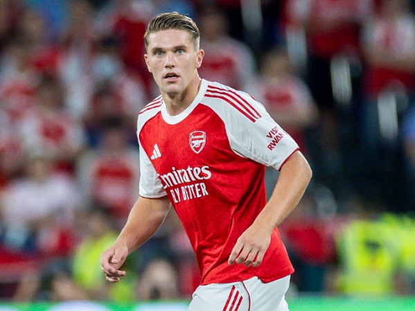 Viktor Gyokeres tampil singkat saat Arsenal kalah dari Tottenham