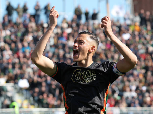 Laris Manis, Jay Idzes Jadi Rebutan Sassuolo, Verona, dan Torino