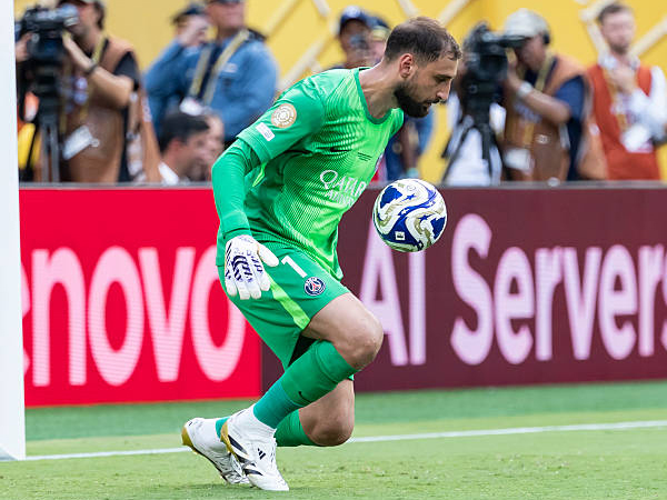 Lucas Chevalier Datang, PSG Dorong Gianluigi Donnarumma Hengkang