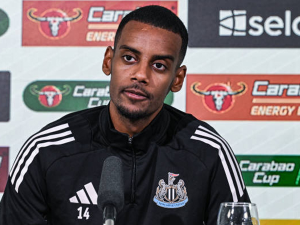 Masa Depan Alexander Isak Bagaikan 'Keputusan Bisnis' Bagi Newcastle United
