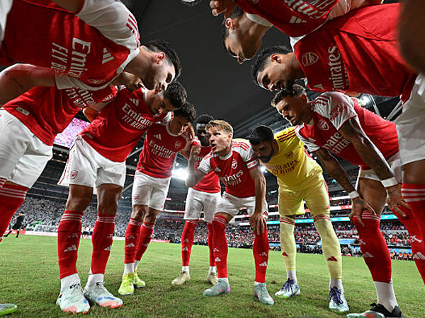 Arsenal Bawa Pulang Optimisme Setelah Pramusim yang Padat di Asia