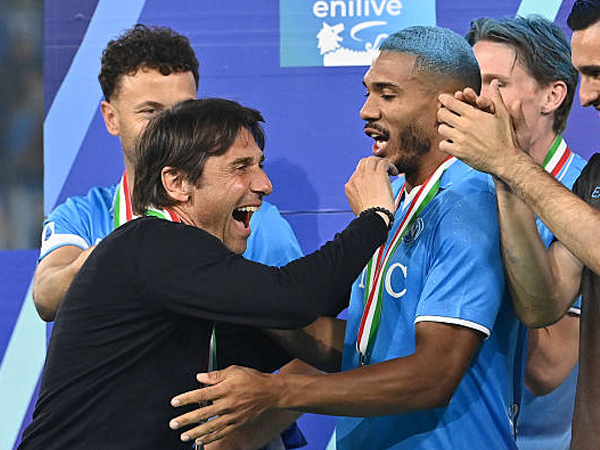 Pertahanan Napoli Membaik, Juan Jesus Puji Pengaruh Antonio Conte