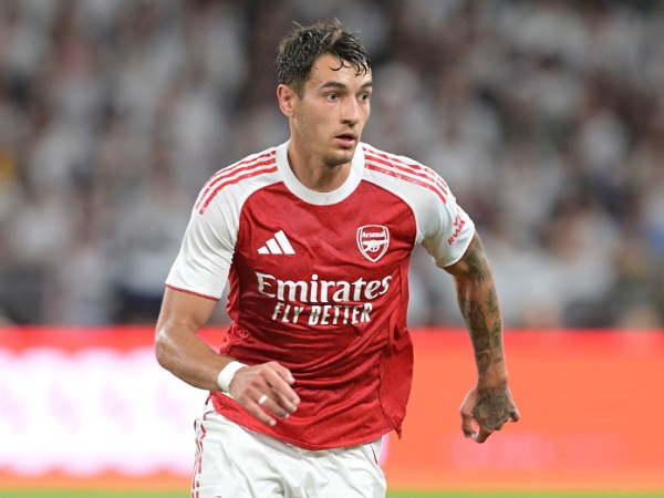 Jakub Kiwior belum mampu menjadi starter reguler di Arsenal