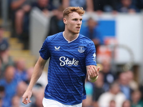 Bek Everton, Jake O'Brien
