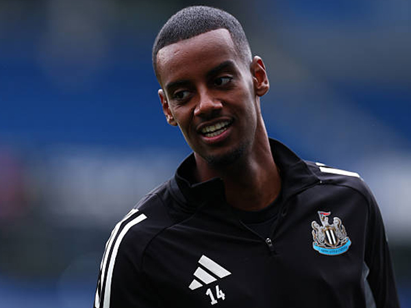 Liverpool Bisa Kembali Seriuskan Minat Pada Alexander Isak