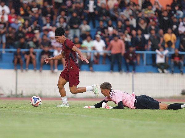 Pemain Persis Solo, Kodai Tanaka di laga uji coba kontra Bali United