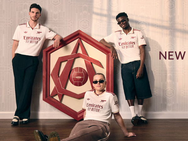 Warisan Highbury Hidup Kembali Lewat Jersey Ketiga Arsenal 2025/26
