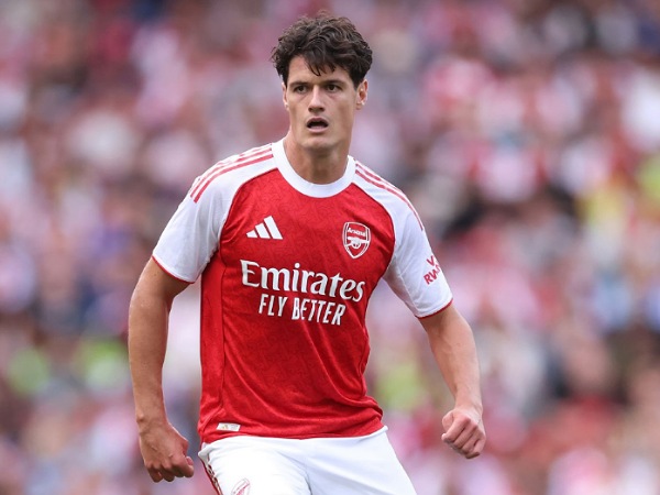 Christian Norgaard mencetak gol saat Arsenal kalah dari Villarreal, Kamis (7/8)