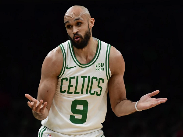 Derrick White selalu kesulitan ketika menjaga Kevin Durant.