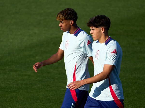 Lamine Yamal dan Pau Cubarsi Masuk dalam Nominasi Kopa Trophy