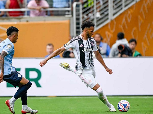 Lloyd Kelly