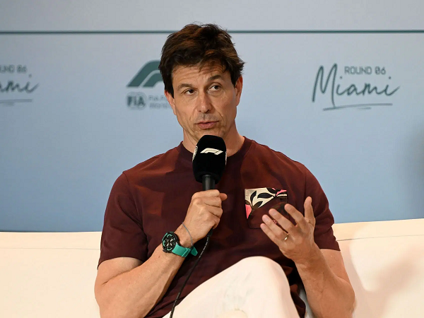 Toto Wolff klaim Mercedes mulai alihkan fokus ke F1 2026.