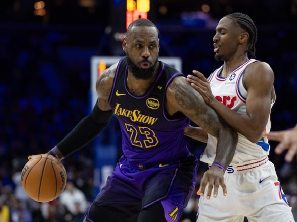 LeBron James Masuki Musim ke-23 Bikin Tyrese Maxey Kagum