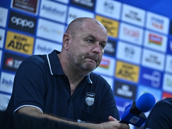 Pelatih Persib, Bojan Hodak