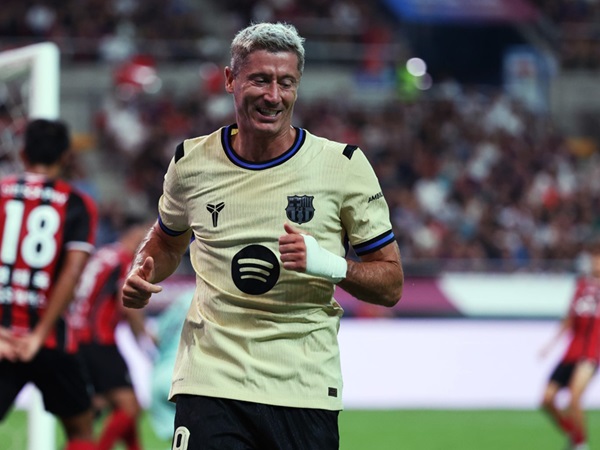 Robert Lewandowski Kemungkinan Akan Absen Selama Dua Minggu