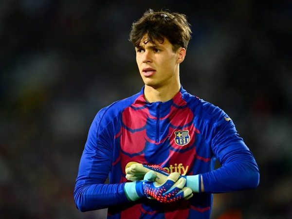 Barcelona Ungkap Rencana dengan Kiper Muda Diego Kochen